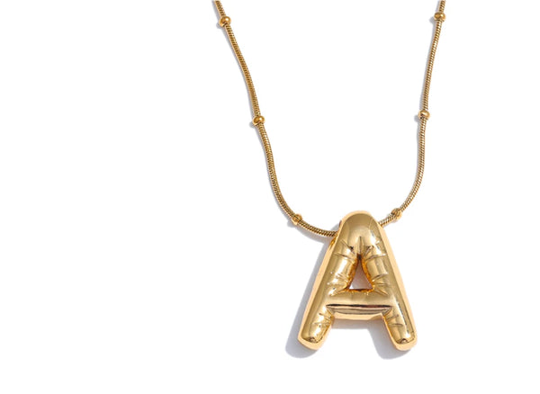 Bellartini 18k Gold 26 English Letter Initial Name Pendant Necklace WP Venice