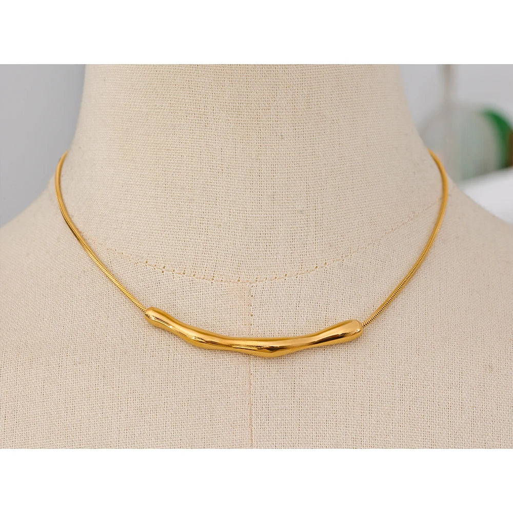 Bellartini 18K Gold PVD Plated Chain Cast Pendant Clavicle Necklace WP