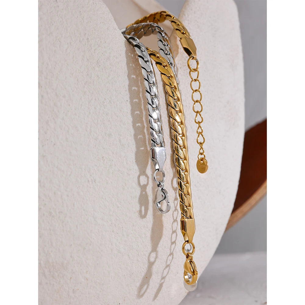 Bellartini 18k Gold Delicate Chain Polished Wrist Bracelet Milan