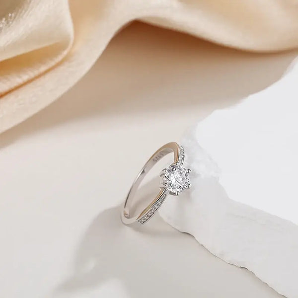 Bellartini Florence 925 Sterling Silver Ring Round 0.8CT 6mm Brilliant Zirconia