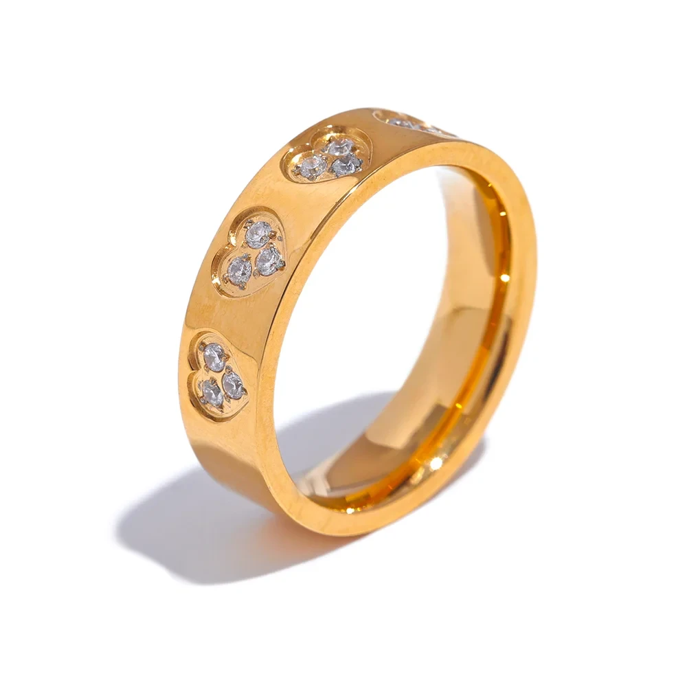 Bellartini Gold Exquisite Cubic Zirconia Heart Ring