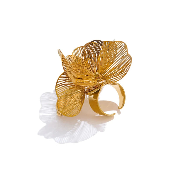 Bellartini Gold Exclusive Metal Flower Adjustable Ring
