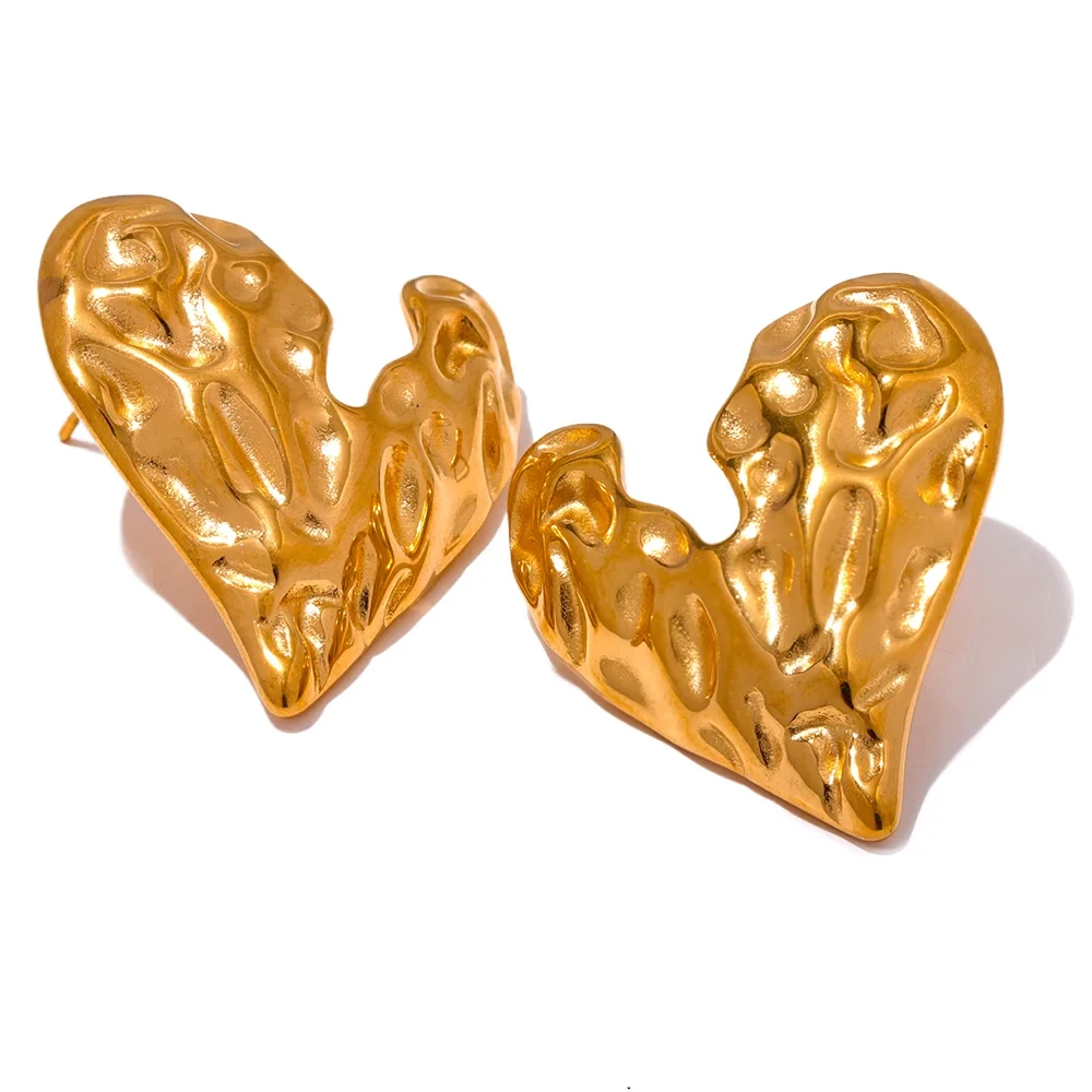 Bellartini 18k Gold Pounding Heart Vintage Stud Earrings WP Venice