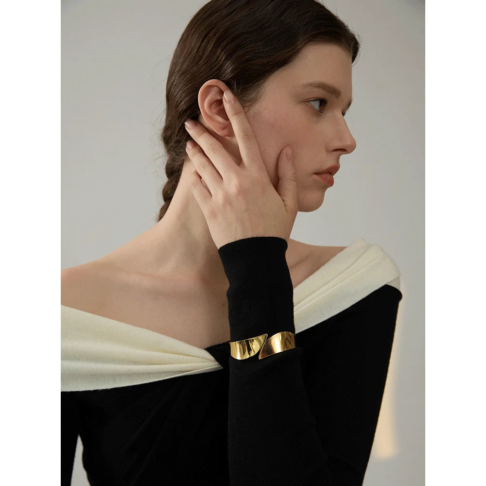 Bellartini 18K Gold PVD Plated Glossy Smooth Geometric Bracelet WP