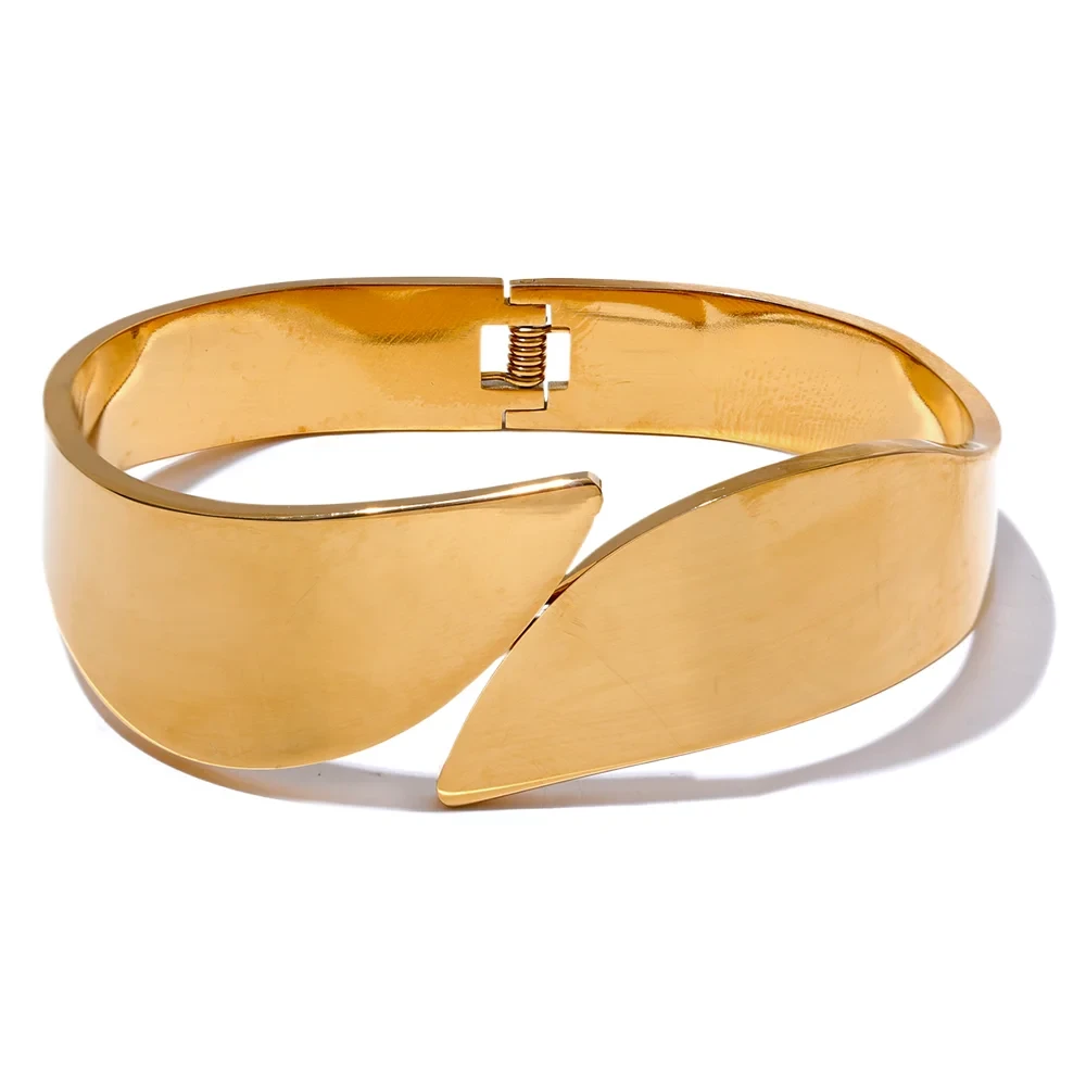 Bellartini 18K Gold PVD Plated Glossy Smooth Geometric Bracelet WP