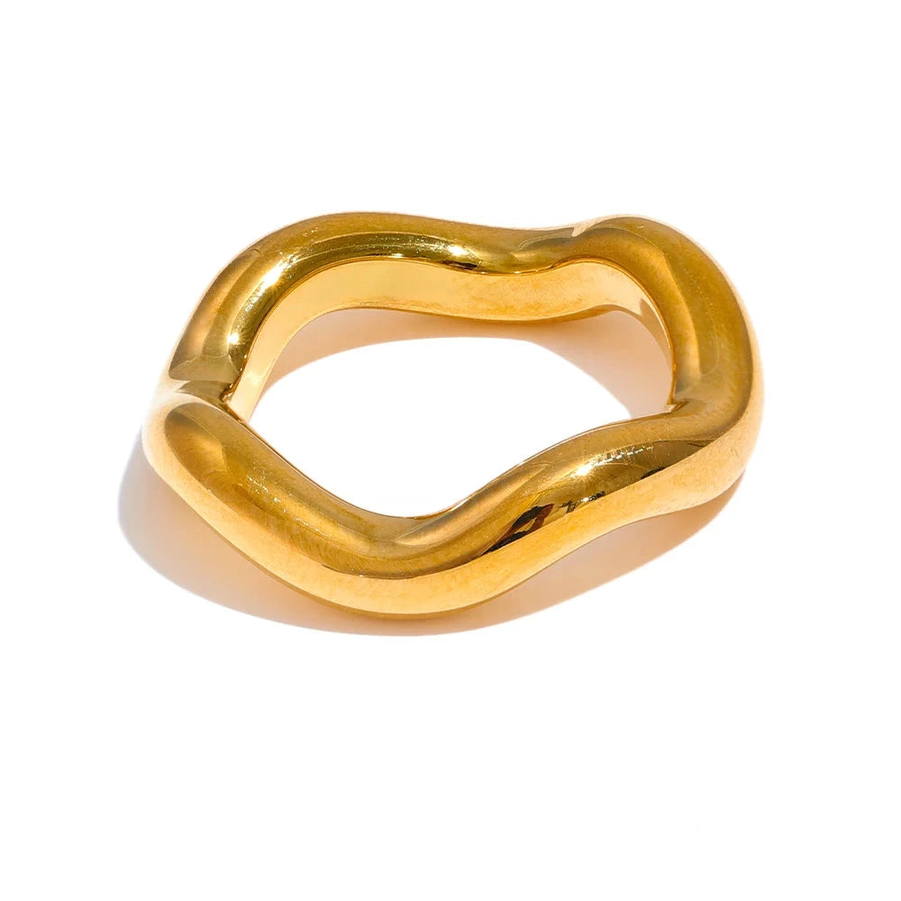 Bellartini 18k Gold Twisted Round Finger Ring