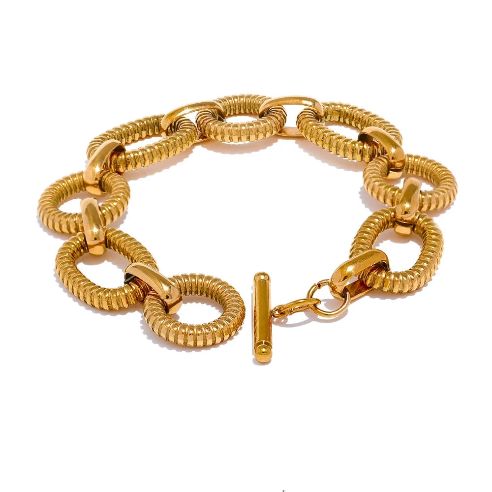 Bellartini 18K Gold Texture Oval Chain Bracelet Bangle