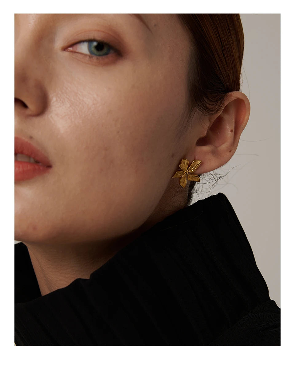 Bellartini Florence Gold Flower Earrings Floral Modern WP